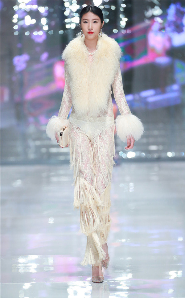 安莉芳内衣风尚大秀最打动韩雪的是什么?她说出了这几