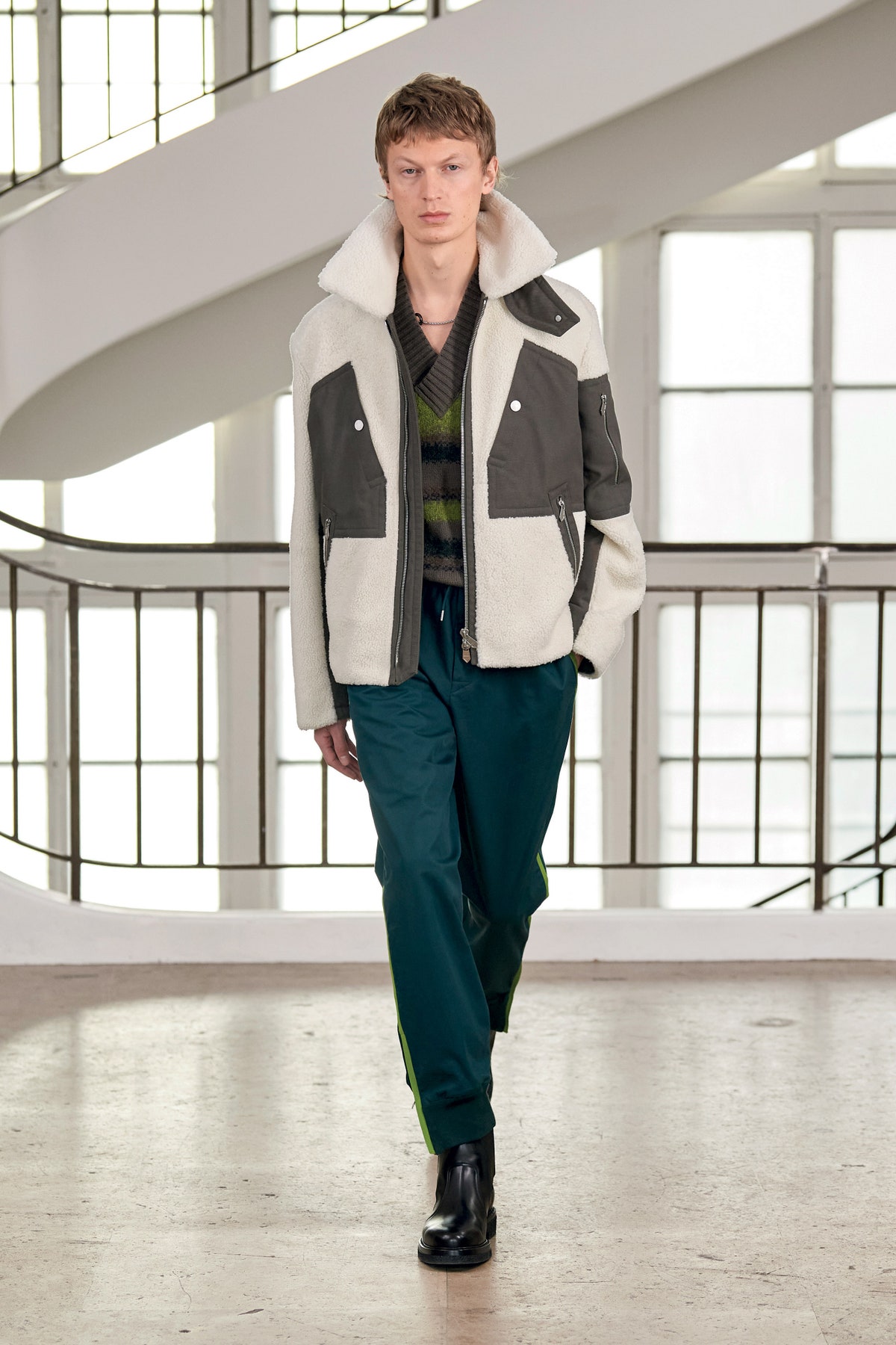 hermès 2021秋冬男装系列:像一位与崩溃和解的成年人