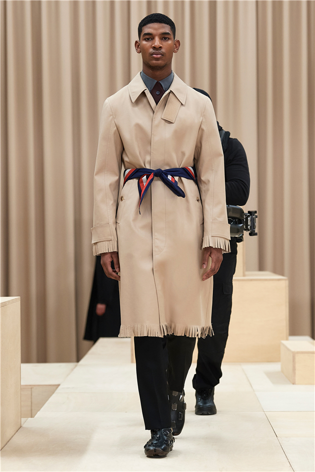 burberry 2021秋冬男装系列:从都市逃逸 于头排看秀