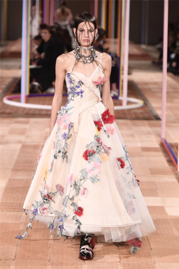 Alexandermcqueen,alxendar mcqueen鞋子 alexandermcqueenspring2018春夏巴黎时装周