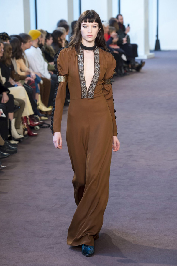 chloé 2018秋冬巴黎时装周发布秀