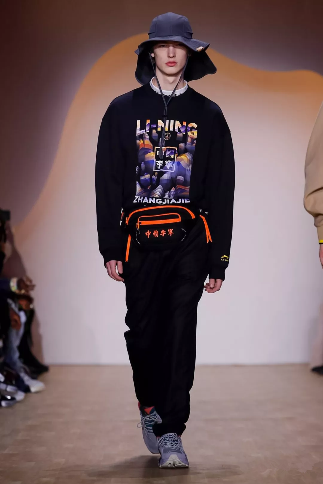 Kim Jones与Vogue独家畅谈他的Dior男装2020早秋系列 _时尚圈_潮流服饰频道_VOGUE时尚网