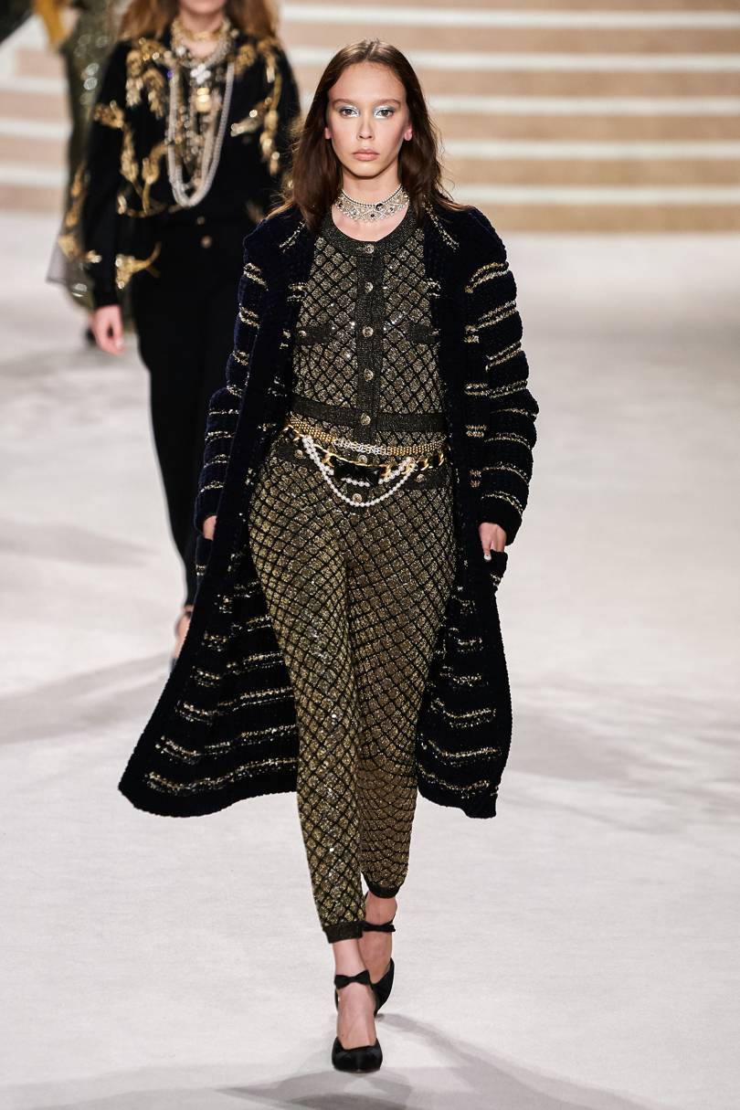 香奈儿2020秋冬,香奈儿2020秋冬时装秀 香奈儿的黑白浪漫丨chanel 2020秋冬早秋系列