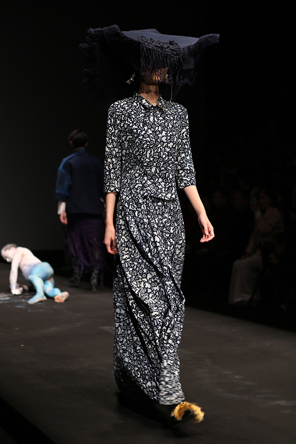 一针一线皆有温度生活在左首次亮相中国国际时装周