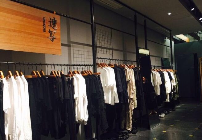 江南布衣集合店里引入咖啡吧逐步打造生活方式生态圈