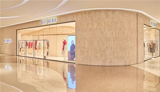 深呼吸秋冬大秀：“质价比之王”深呼吸以自然律动重塑秋冬时尚