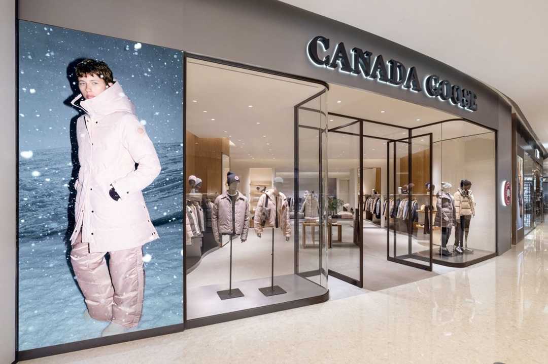 Canada Goose加拿大鹅发布2026财年第三季度财报： 全域收入强劲增长，精益运营效能提升