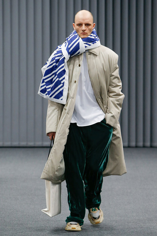balenciaga巴黎世家于巴黎男装周发布2017秋冬男装系列