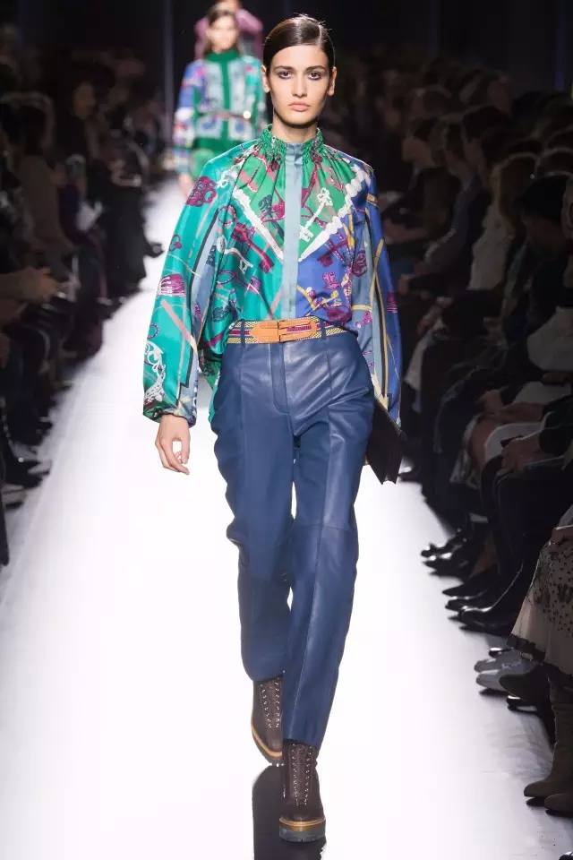 爱马仕 17秋冬系列:凌厉强势的马术女郎-服装巴黎时装周-服装设计网