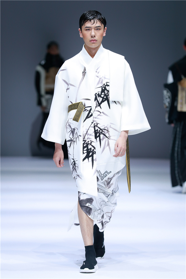2018中国国际大学生时装周:西安工程大学服装与艺术设计学院毕业作品