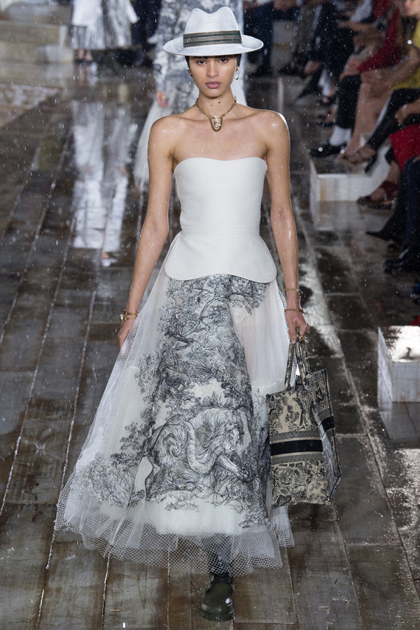 dior 迪奥2019早春度假系列时装秀-服装时装周-服装设计网